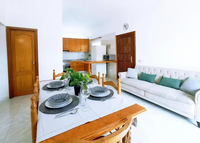 Live Playa Y Terraza Abades (Tenerife)