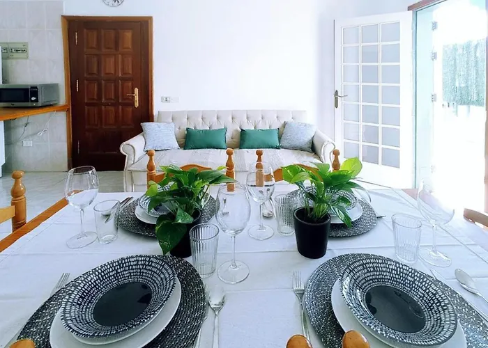 Semesterbostad Live Playa Y Terraza Abades (Tenerife)