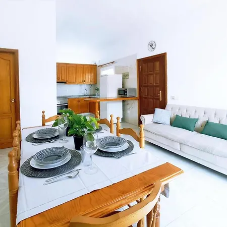 Live Playa Y Terraza Abades (Tenerife)